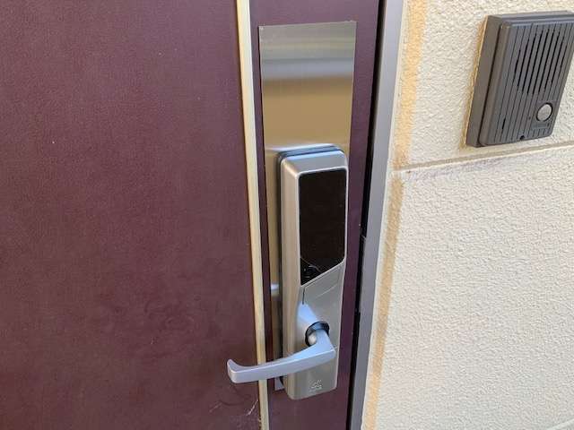 浜松市　玄関デジタルロック錠　開かない